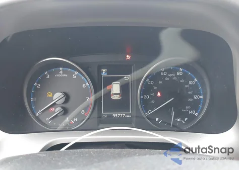 2018 Toyota Rav4 Xle из США, поврежденный, VIN JTMWFREV3JD123190